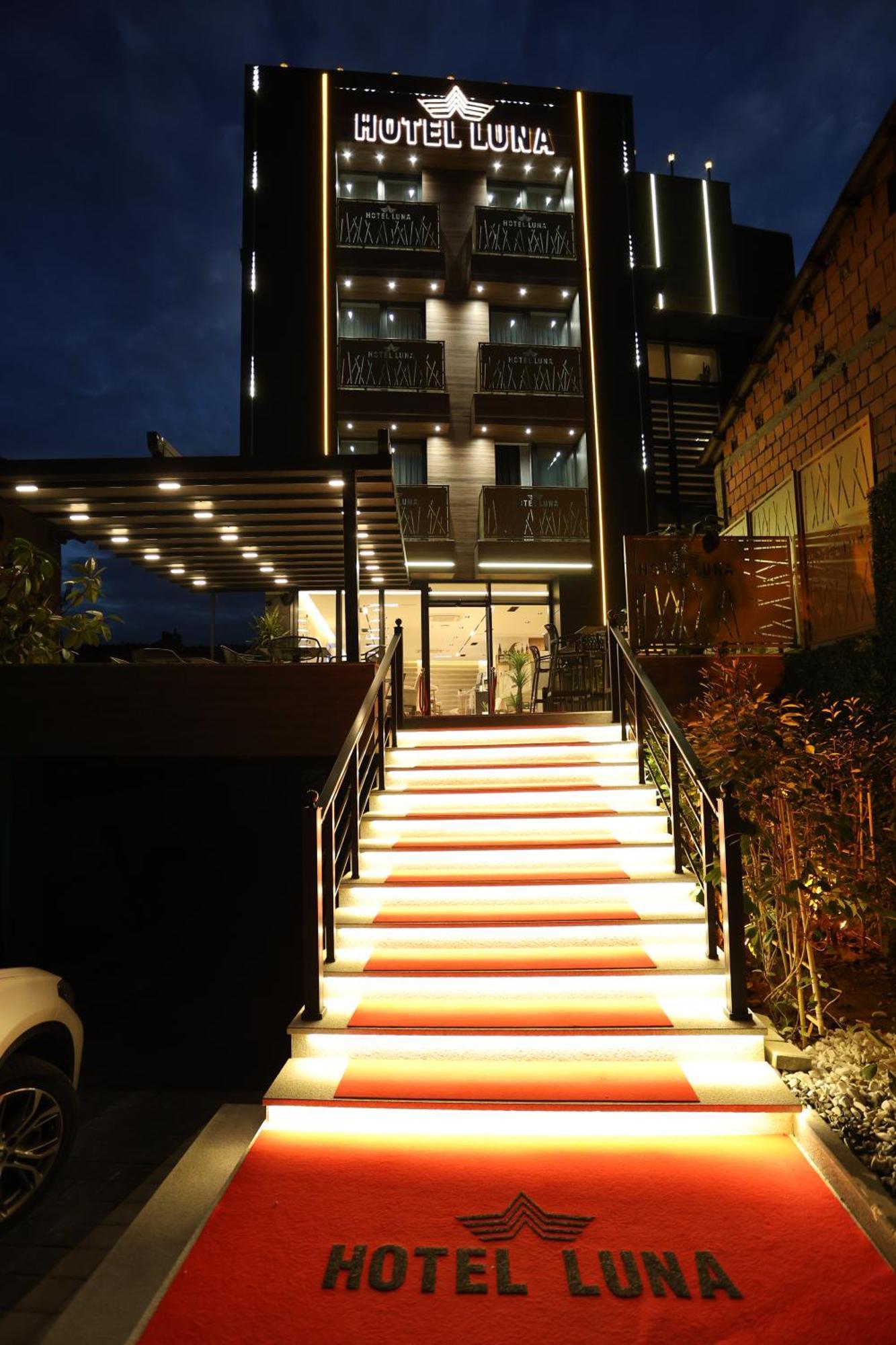 Hotel Luna Prizren Exterior foto