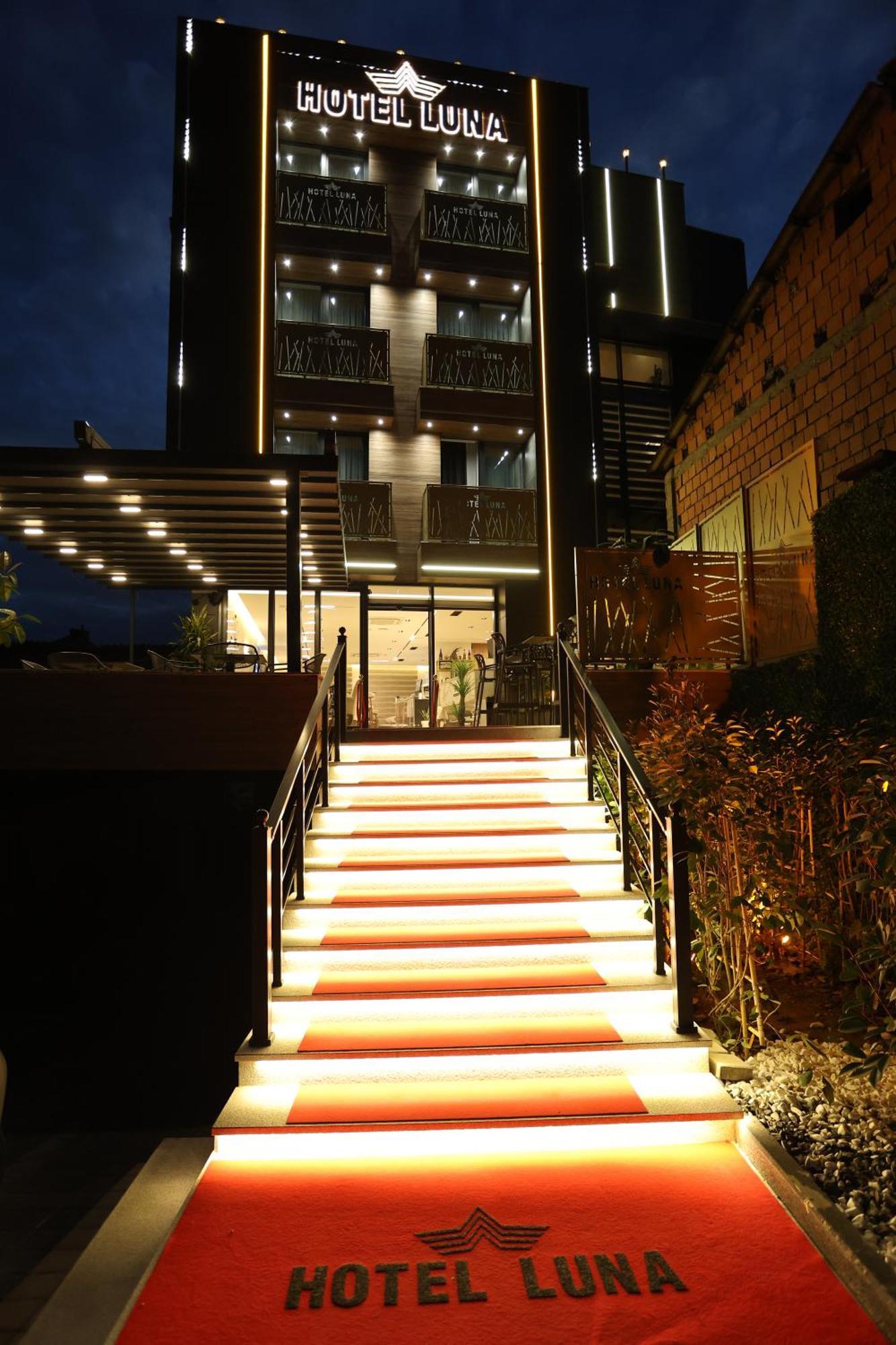 Hotel Luna Prizren Exterior foto